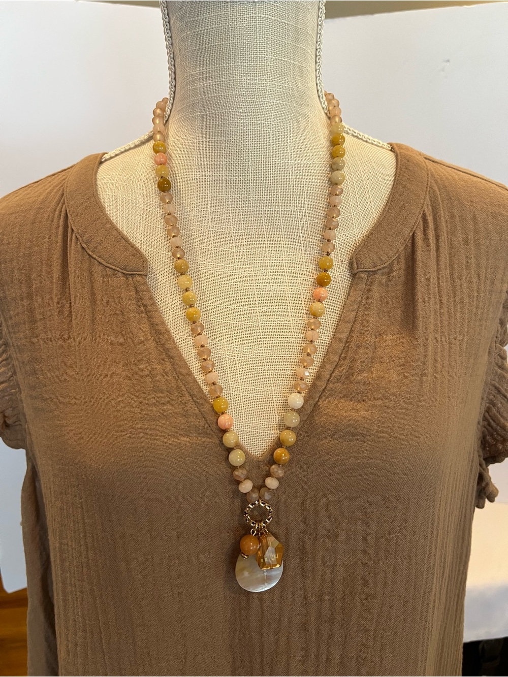 Faceted Glass & Agate Necklace